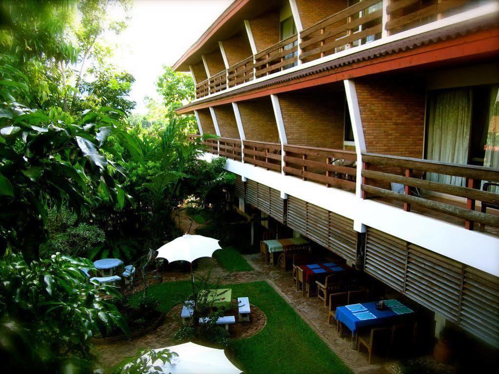 Mae Rim Lagoon Bed & Bakery Zewnętrze zdjęcie
